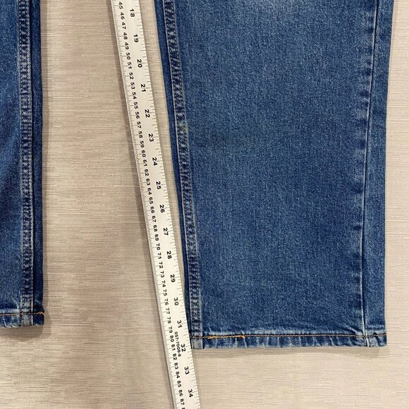 Levis 505 Jeans Mens 36 x 32 Straight Leg Regular Fit Medium Wash Denim - Picture 7 of 13